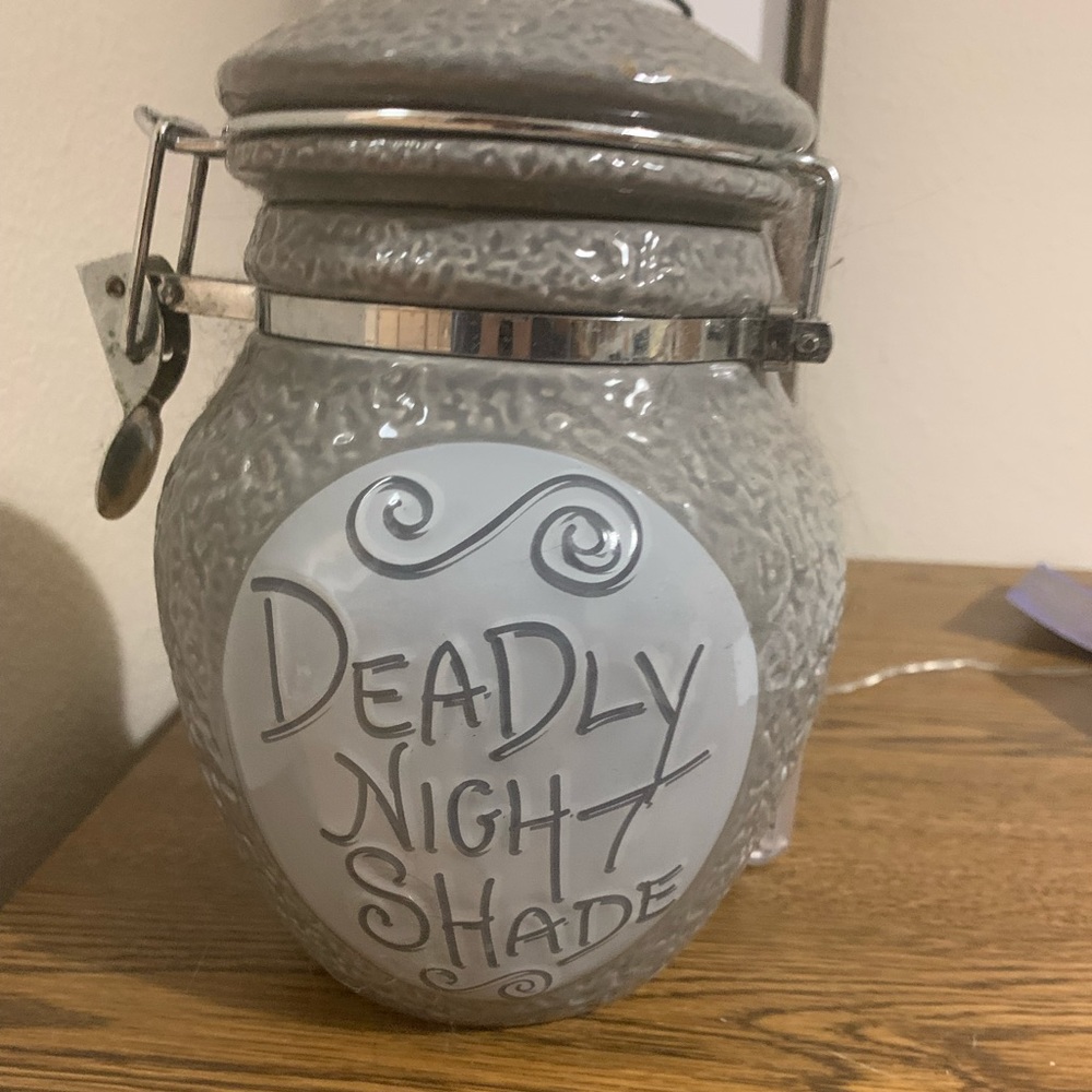 Deadly night share cookie jar